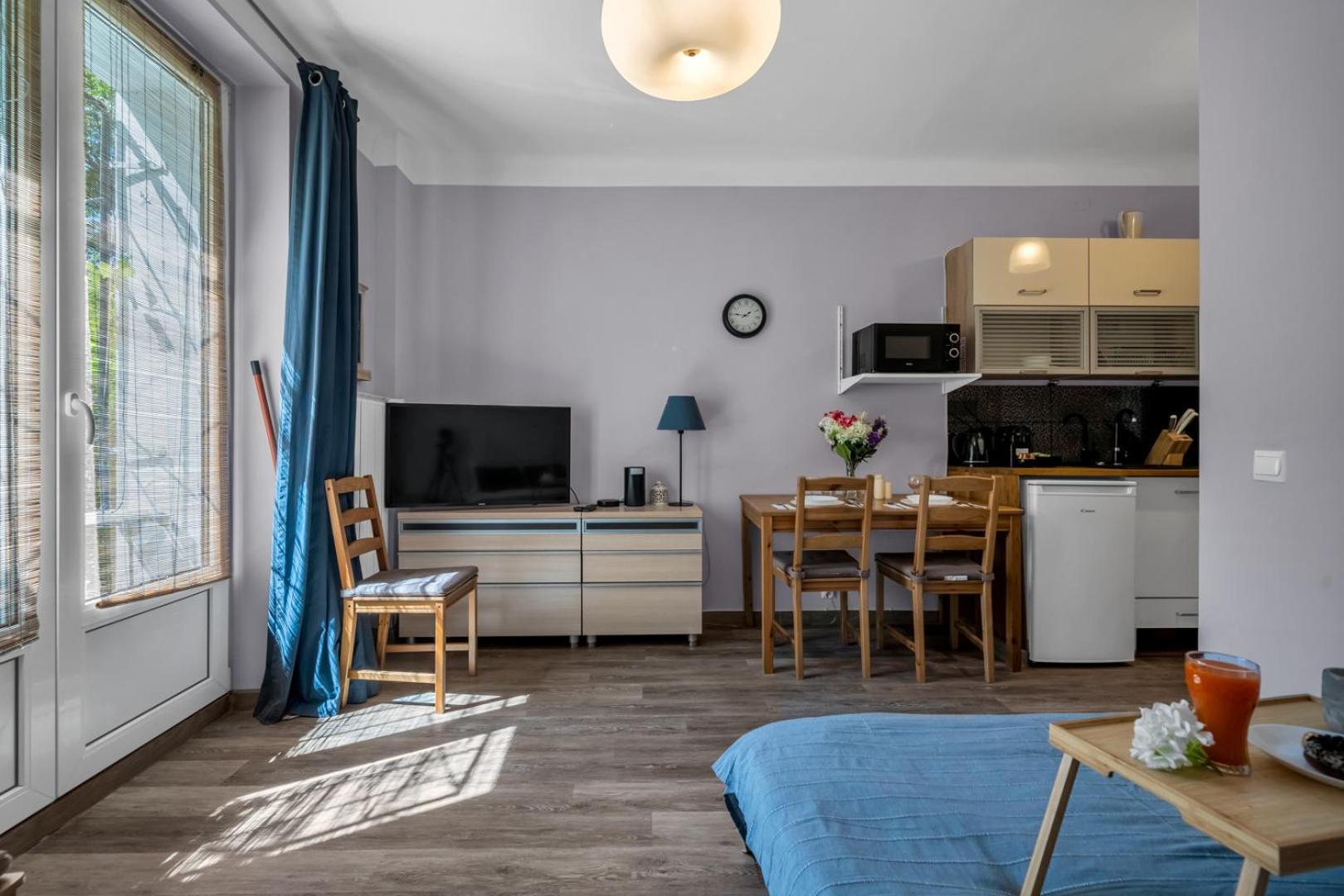 Appartement - Parks & Metro Nearby - By Rentujemy
